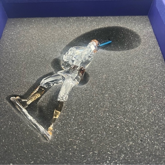 Swarovski 5506806 Luke Skywalker Figurine | Star Wars Disney Crystal Collectible - Picture 13 of 15